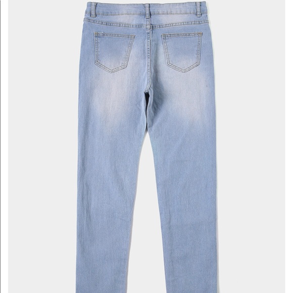 NWT High-Waisted Jeans 🏷 - Picture 4 of 8